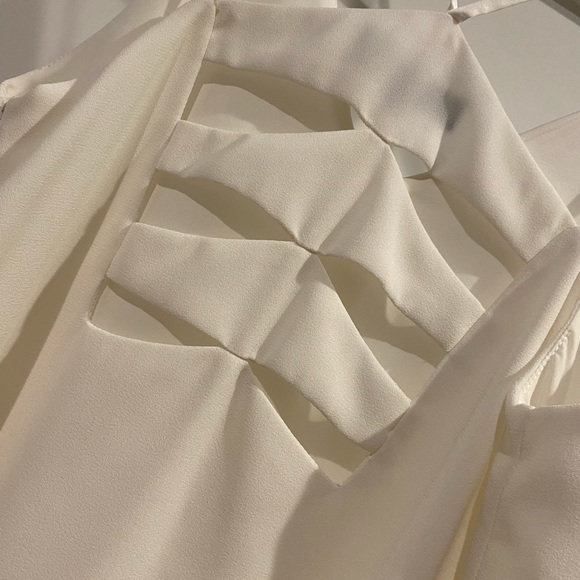 Fate. White short dress. Skinny straps. - Picture 3 of 4